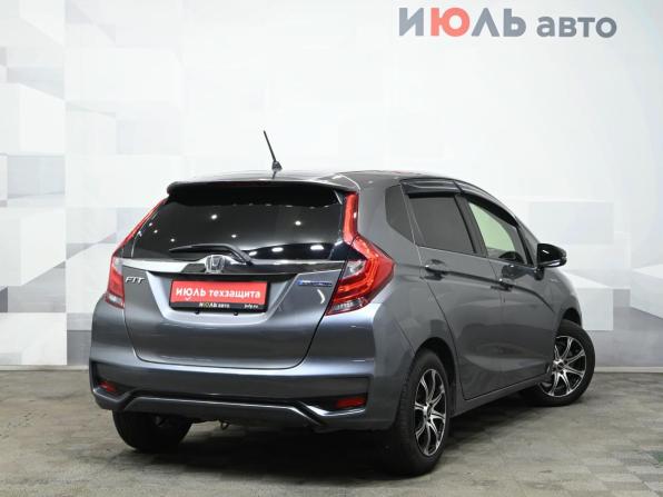 Honda Fit III Рестайлинг с пробегом 2018 года, цена 1 350 000 рублей, 131368 км, хэтчбек, Автокод Объявления