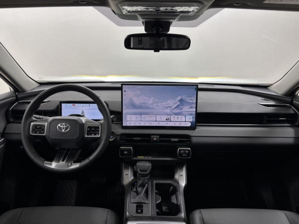 Toyota RAV4 VI (XA60) с пробегом 2026 года, цена 4 450 000 рублей, 8 км, внедорожник, Автокод Объявления