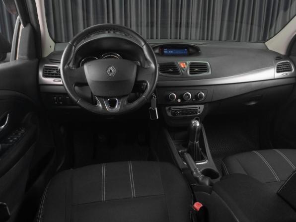 Renault Megane III Рестайлинг с пробегом 2014 года, цена 649 000 рублей, 210214 км, хэтчбек, Автокод Объявления