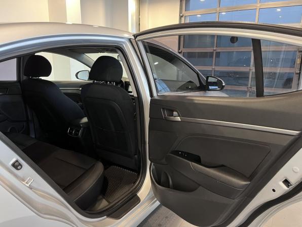 Hyundai Elantra VI (AD) с пробегом 2018 года, цена 1 235 000 рублей, 124740 км, седан, Автокод Объявления