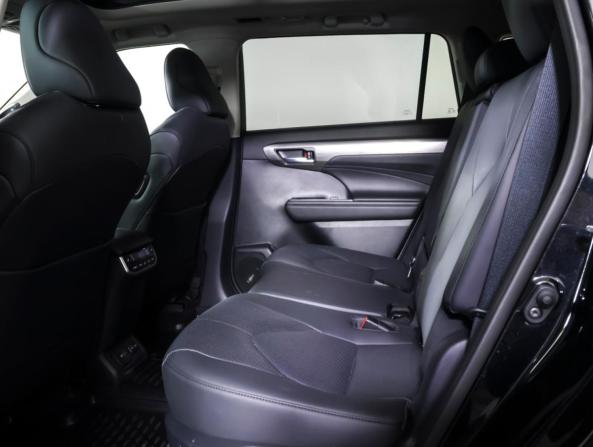 Toyota Highlander IV (XU70) с пробегом 2025 года, цена 5 100 000 рублей, 9800 км, внедорожник, Автокод Объявления