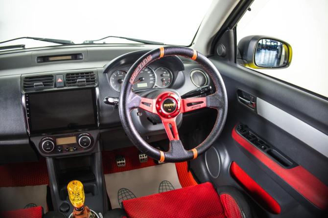 Suzuki Swift III с пробегом 2007 года, цена 899 000 рублей, 233240 км, хэтчбек, Автокод Объявления