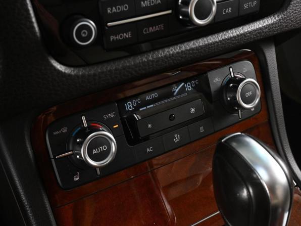 Volkswagen Touareg II с пробегом 2012 года, цена 2 375 000 рублей, 163954 км, внедорожник, Автокод Объявления