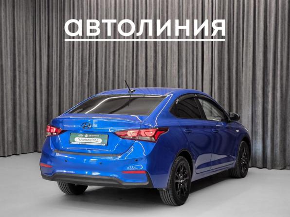 Hyundai Solaris II с пробегом 2017 года, цена 1 035 000 рублей, 130000 км, седан, Автокод Объявления