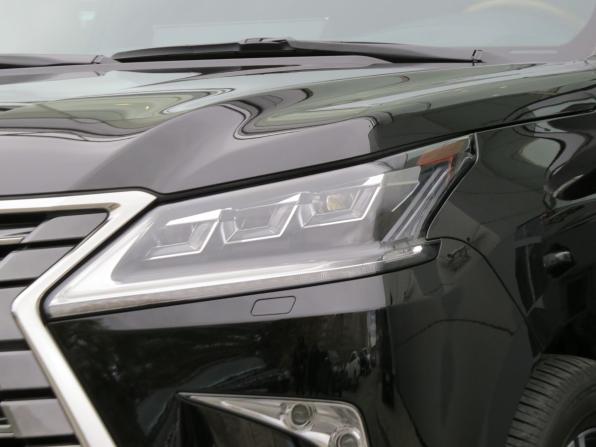 Lexus LX III Рестайлинг 2 с пробегом 2018 года, цена 9 300 000 рублей, 40206 км, внедорожник, Автокод Объявления