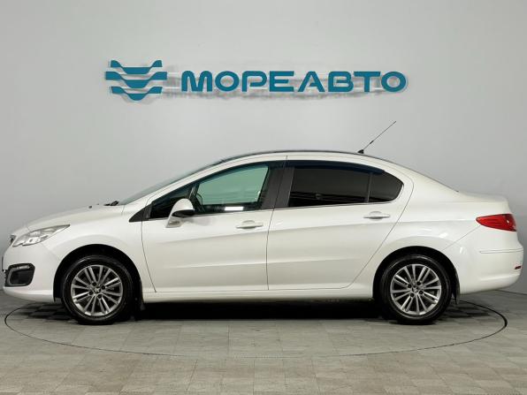 Peugeot 408 I Рестайлинг с пробегом 2017 года, цена 1 000 000 рублей, 228000 км, седан, Автокод Объявления