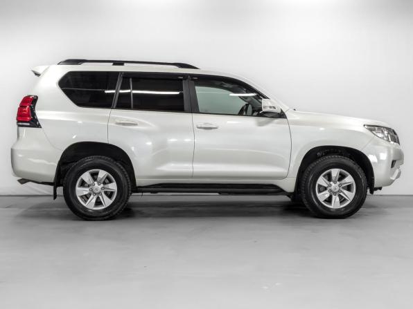 Toyota Land Cruiser Prado 150 Series Рестайлинг 3 с пробегом 2020 года, цена 5 935 000 рублей, 52428 км, внедорожник, Автокод Объявления