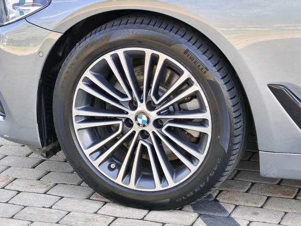 BMW 5 серии VII (G30/G31/G38) с пробегом 2018 года, цена 2 150 000 рублей, 207600 км, седан, Автокод Объявления