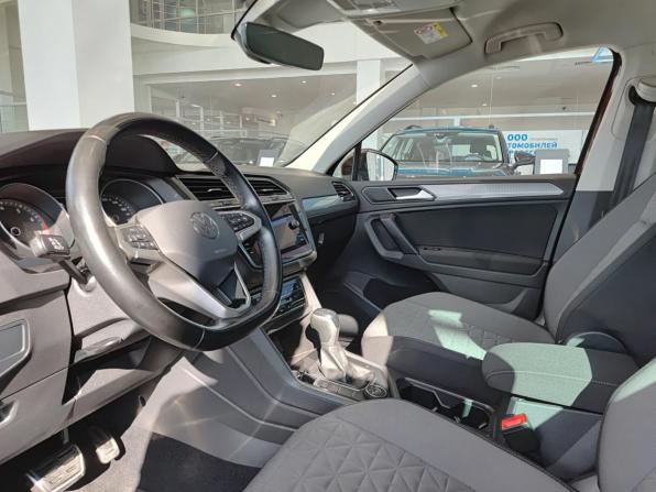 Volkswagen Tiguan II Рестайлинг с пробегом 2021 года, цена 3 260 000 рублей, 133637 км, внедорожник, Автокод Объявления