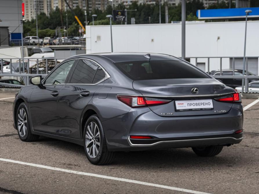 Lexus ES VII Москва  - изображение 8