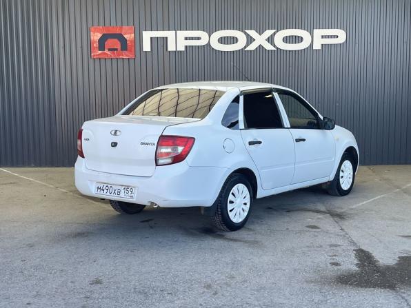 Lada (ВАЗ) Granta I с пробегом 2014 года, цена 100 000 рублей, 175411 км, седан, Автокод Объявления