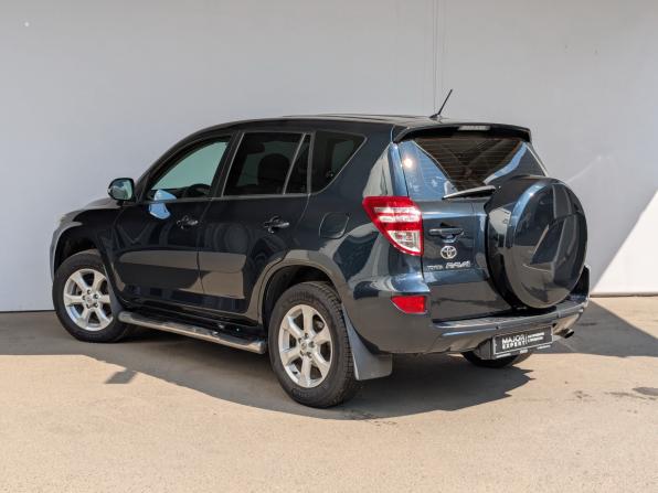 Toyota Ractis II с пробегом 2011 года, цена 1 540 000 рублей, 118930 км, хэтчбек, Автокод Объявления
