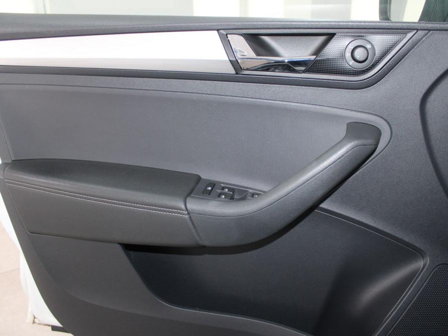 Skoda Rapid I Рестайлинг Старый Оскол  - изображение 15