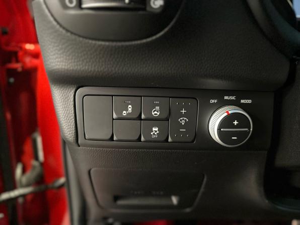 Kia Soul II Рестайлинг с пробегом 2018 года, цена 1 720 000 рублей, 86725 км, хэтчбек, Автокод Объявления