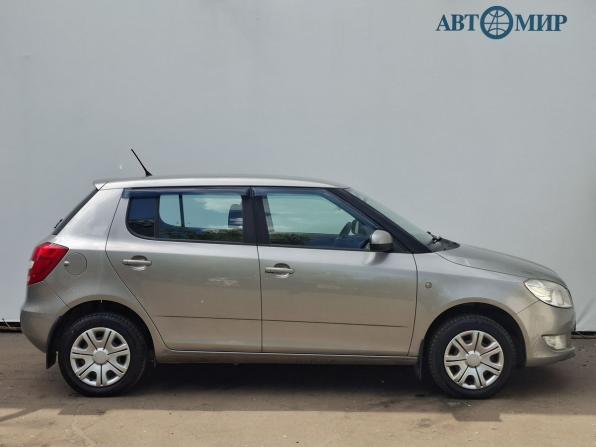 Skoda Fabia II Рестайлинг с пробегом 2011 года, цена 790 000 рублей, 127036 км, хэтчбек, Автокод Объявления