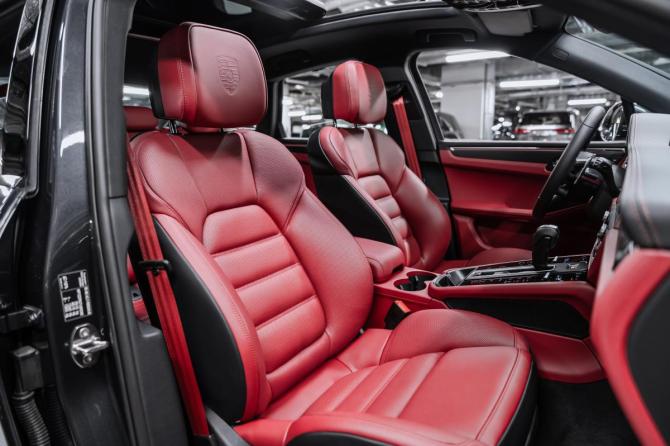 Новый Porsche Macan I Рестайлинг 2 2026 года, цена 12 800 000 рублей, внедорожник, Автокод Объявления
