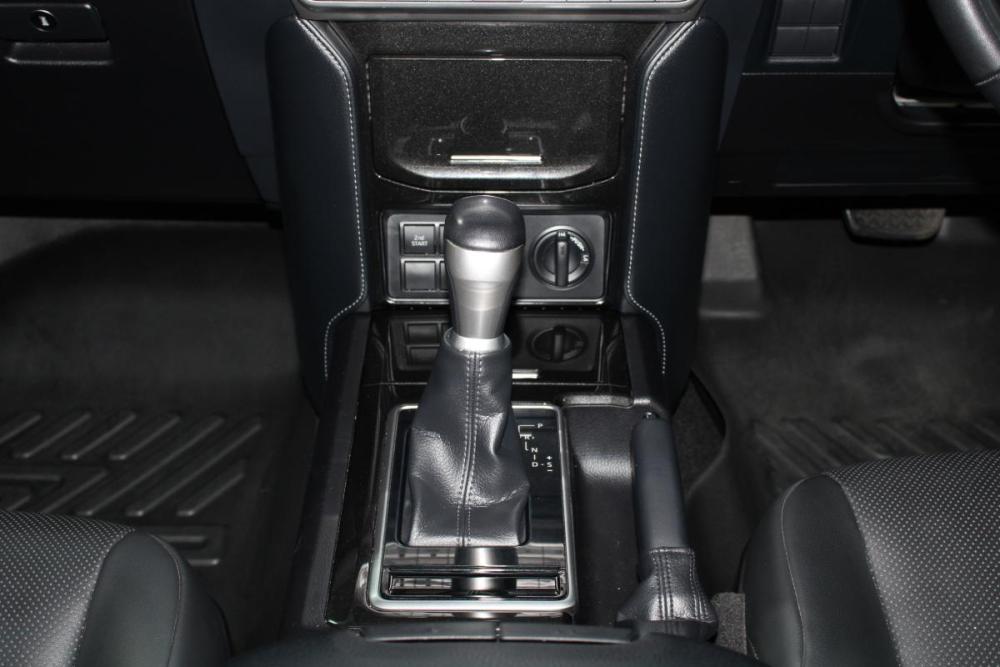 Toyota Land Cruiser Prado 150 Series Рестайлинг 3 Владивосток  - изображение 18