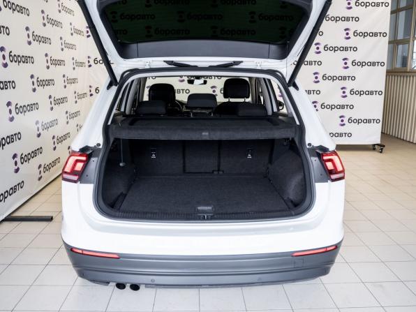 Volkswagen Tiguan II с пробегом 2017 года, цена 2 480 000 рублей, 48866 км, внедорожник, Автокод Объявления