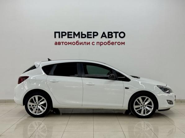 Opel Astra J с пробегом 2011 года, цена 615 000 рублей, 242486 км, хэтчбек, Автокод Объявления