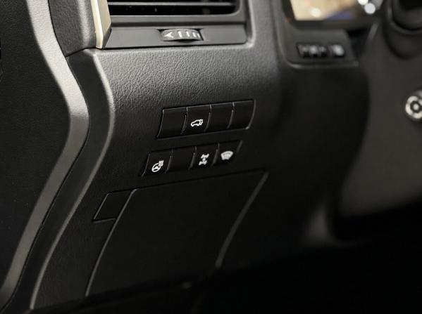 Lexus RX IV Рестайлинг с пробегом 2020 года, цена 5 420 000 рублей, 62400 км, внедорожник, Автокод Объявления