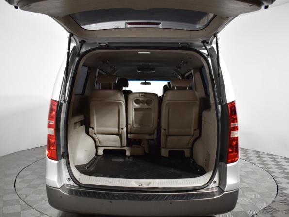 Hyundai Grand Starex I с пробегом 2010 года, цена 1 090 000 рублей, 218987 км, минивэн, Автокод Объявления