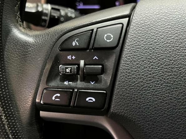 Hyundai Tucson III Рестайлинг с пробегом 2018 года, цена 1 995 000 рублей, 130400 км, внедорожник, Автокод Объявления