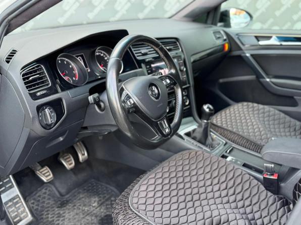 Volkswagen Golf VII с пробегом 2014 года, цена 995 000 рублей, 270000 км, хэтчбек, Автокод Объявления