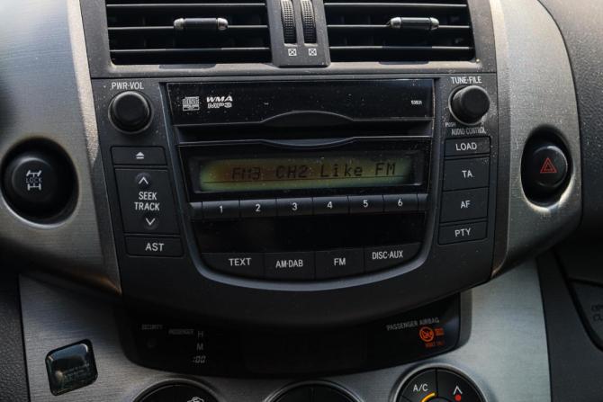 Toyota RAV4 III (XA30) Рестайлинг с пробегом 2012 года, цена 1 350 000 рублей, 233516 км, внедорожник, Автокод Объявления