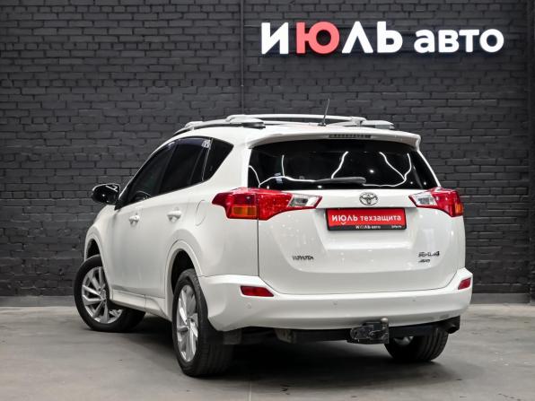 Toyota RAV4 IV (XA40) с пробегом 2013 года, цена 1 990 000 рублей, 237156 км, внедорожник, Автокод Объявления