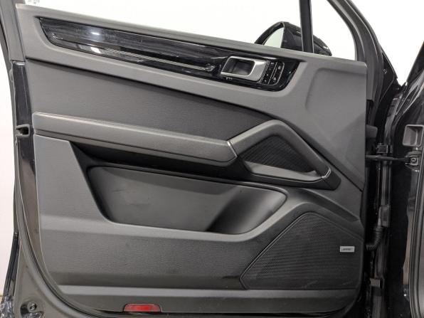 Porsche Cayenne III с пробегом 2019 года, цена 7 065 000 рублей, 66839 км, внедорожник, Автокод Объявления