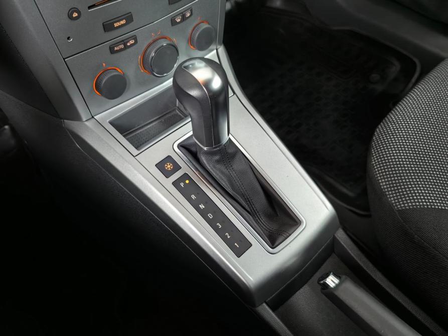 Opel Astra H Рестайлинг Москва  - изображение 19