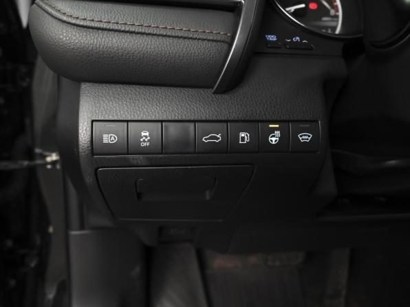 Toyota Camry VIII (XV70) с пробегом 2018 года, цена 3 109 000 рублей, 147240 км, седан, Автокод Объявления