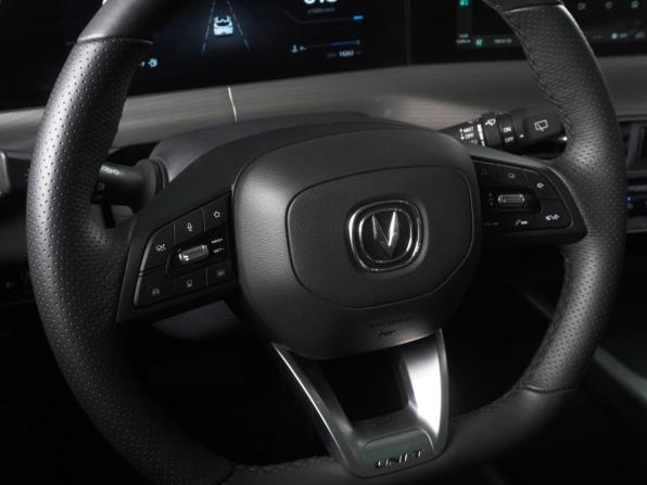 Changan UNI-T I с пробегом 2024 года, цена 2 589 000 рублей, 14263 км, внедорожник, Автокод Объявления