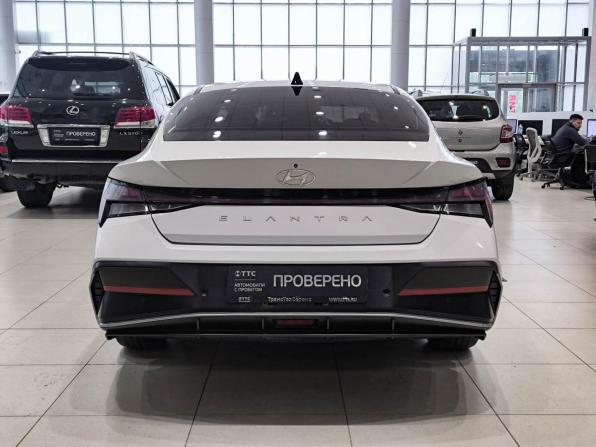 Hyundai Elantra VII (CN7) Рестайлинг с пробегом 2024 года, цена 1 880 000 рублей, 124000 км, седан, Автокод Объявления