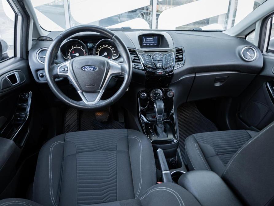 Ford Fiesta Mk6 Рестайлинг Ставрополь  - изображение 6
