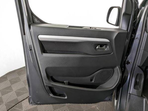 Opel Zafira Life I с пробегом 2021 года, цена 3 725 000 рублей, 42835 км, минивэн, Автокод Объявления