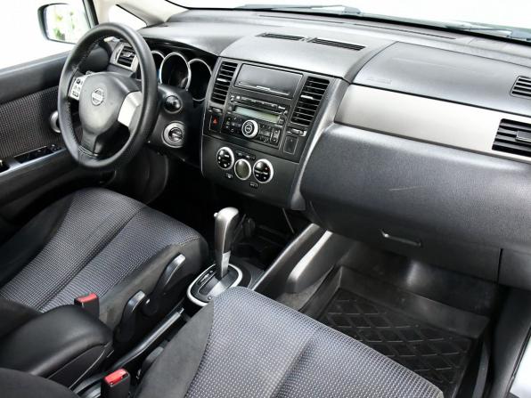 Nissan Tiida I Рестайлинг с пробегом 2010 года, цена 717 000 рублей, 182027 км, хэтчбек, Автокод Объявления