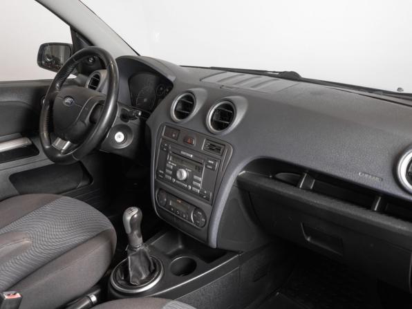 Ford Fusion I Рестайлинг с пробегом 2007 года, цена 470 000 рублей, 157936 км, хэтчбек, Автокод Объявления