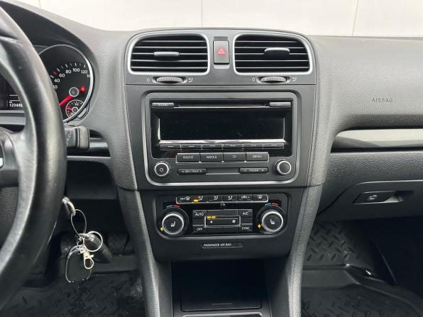 Volkswagen Golf VI с пробегом 2012 года, цена 980 000 рублей, 123448 км, хэтчбек, Автокод Объявления