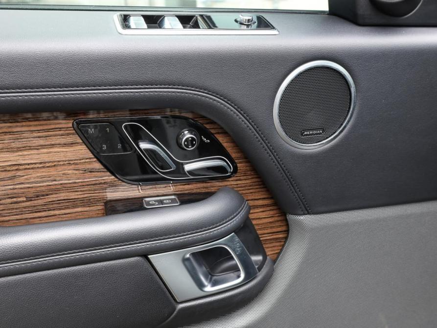 Land Rover Range Rover IV Рестайлинг Москва  - изображение 20
