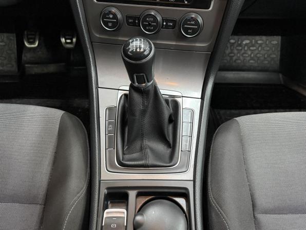 Volkswagen Golf VII с пробегом 2013 года, цена 855 000 рублей, 197753 км, хэтчбек, Автокод Объявления