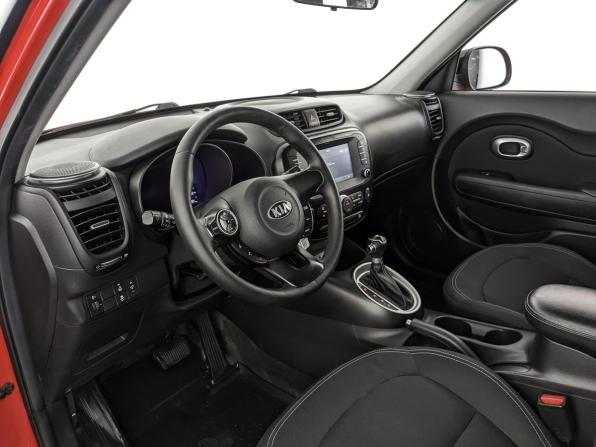 Kia Soul II Рестайлинг с пробегом 2019 года, цена 1 620 000 рублей, 123973 км, хэтчбек, Автокод Объявления