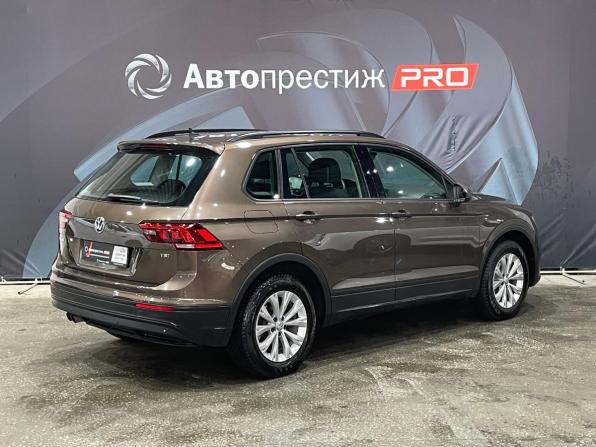 Volkswagen Tiguan II с пробегом 2017 года, цена 1 790 000 рублей, 132029 км, внедорожник, Автокод Объявления