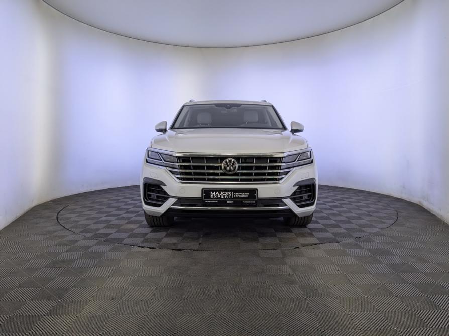 Volkswagen Touareg III Москва  - изображение 2