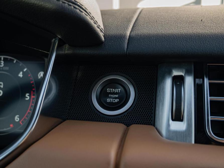 Land Rover Range Rover IV Рестайлинг Краснодар  - изображение 17