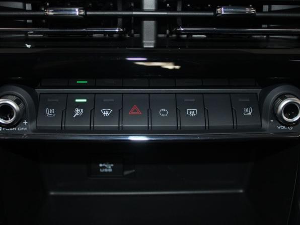 Haval M6 II с пробегом 2023 года, цена 1 899 900 рублей, 28568 км, внедорожник, Автокод Объявления