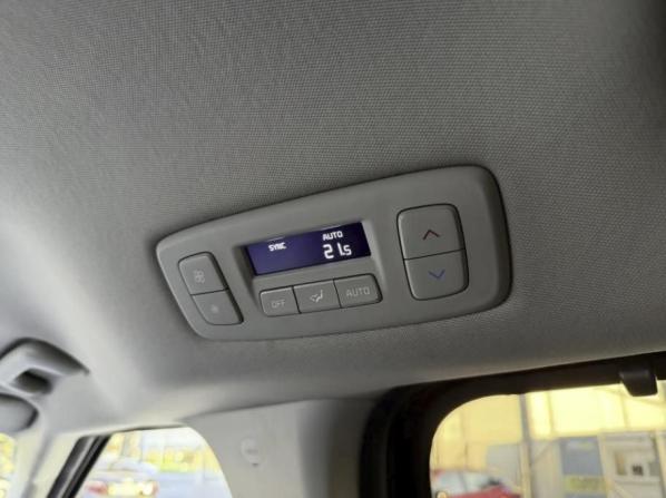 Kia Carnival IV с пробегом 2022 года, цена 3 115 000 рублей, 179500 км, минивэн, Автокод Объявления