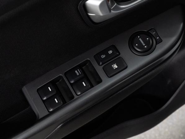 Kia Rio III Рестайлинг с пробегом 2016 года, цена 899 000 рублей, 170471 км, седан, Автокод Объявления