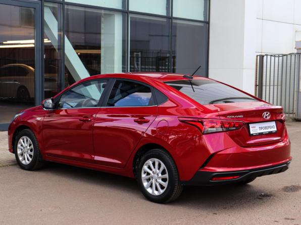 Hyundai Solaris II Рестайлинг с пробегом 2021 года, цена 1 729 000 рублей, 73493 км, седан, Автокод Объявления