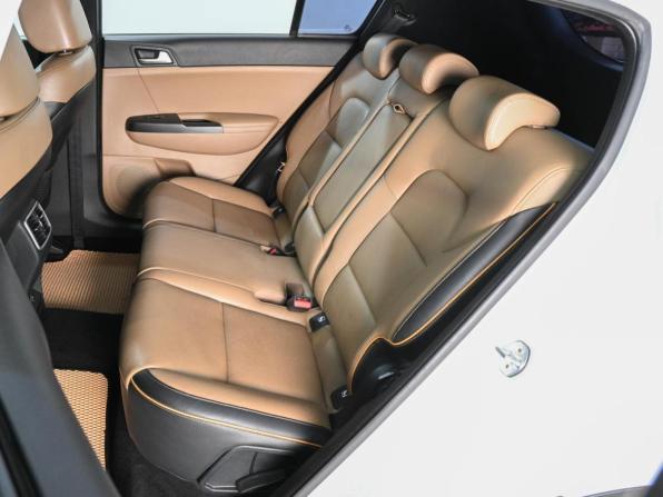 Kia Sportage IV Рестайлинг с пробегом 2018 года, цена 2 199 000 рублей, 192853 км, внедорожник, Автокод Объявления